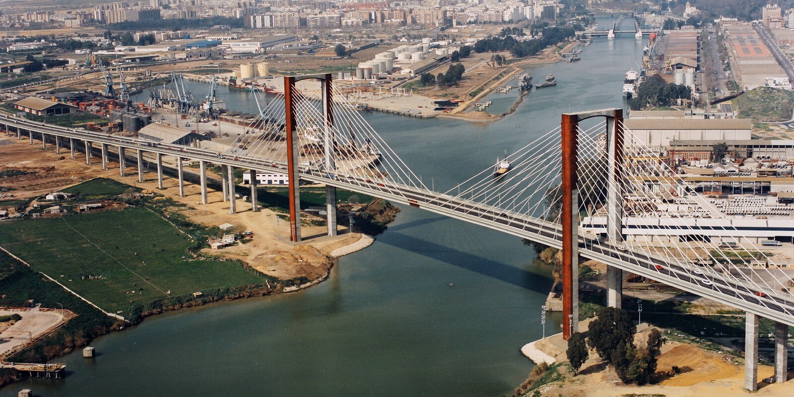 ACCIONA ampliará el Puente del Centenario de Sevilla